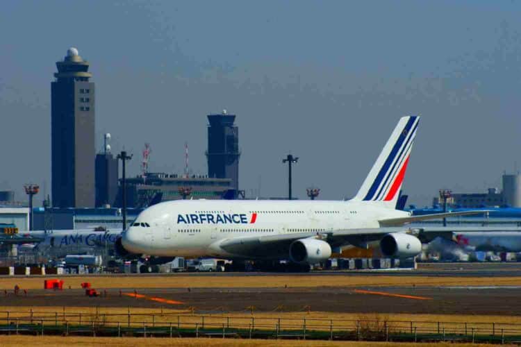 travel ban on South Africa France