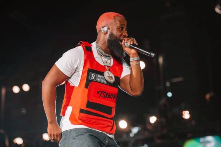 Cassper Nyovest fill up