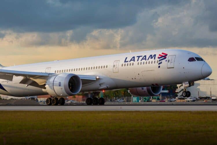 latam direct flights Sao paulo gru johannesburg jnb schedule