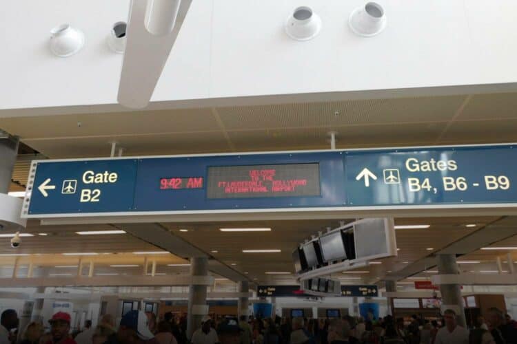 fort Lauderdale airport evacuation bomb scare