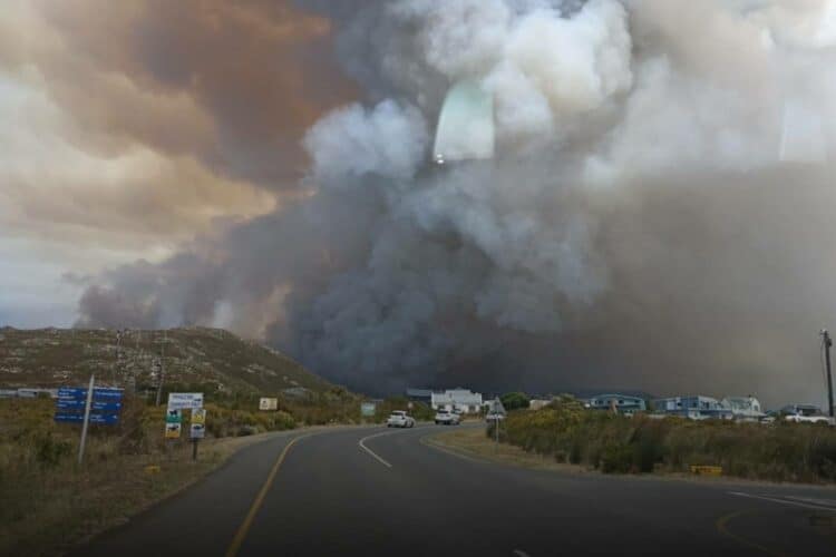 Pringle bay fire betty's bay evacuation