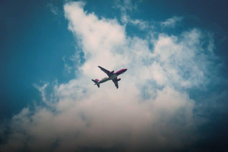 how to book flights online