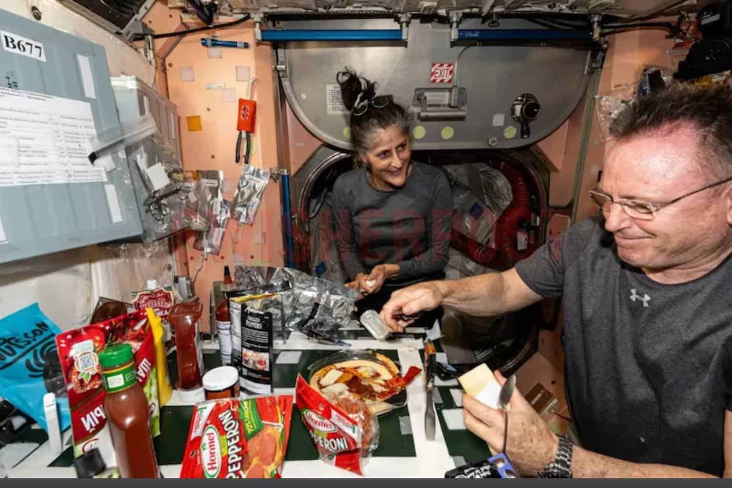 sunita williams ISS weight