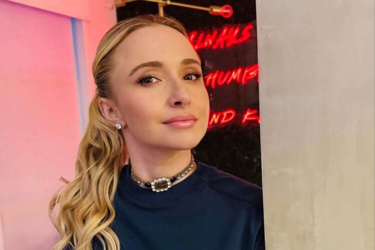 hayden panettiere memoir groomed child star