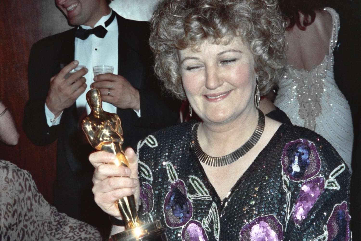 brenda fricker dies at 81 pigeon lady
