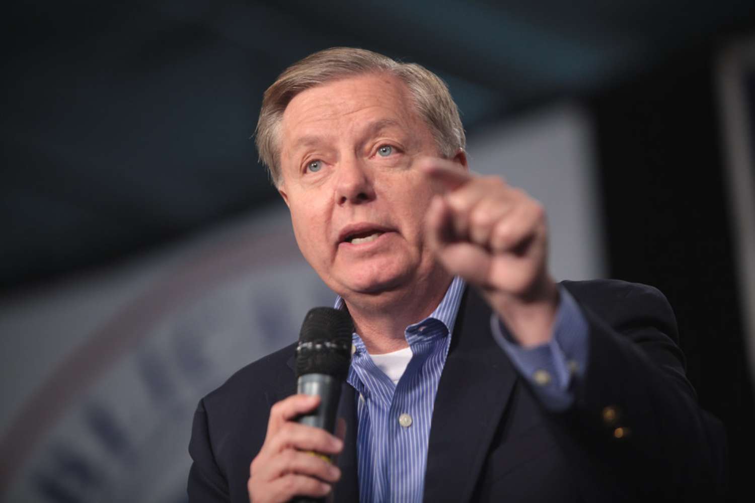 lindsey graham dies at 71 sudden illness