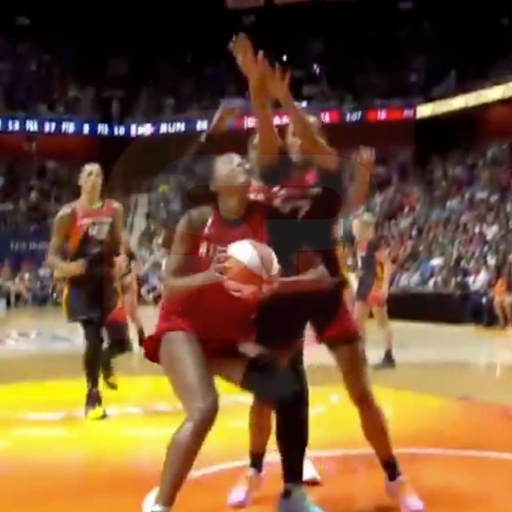 angel reese aaliyah edwards slap 3