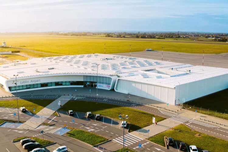 poland shuts airports over russia drone threat