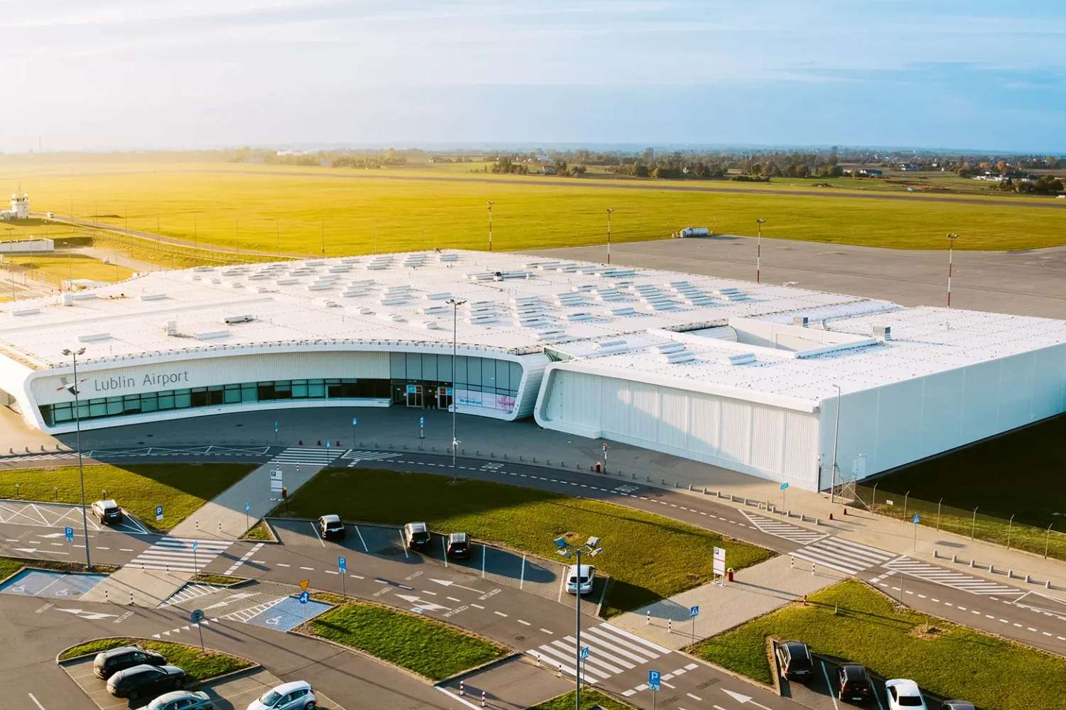 poland shuts airports over russia drone threat