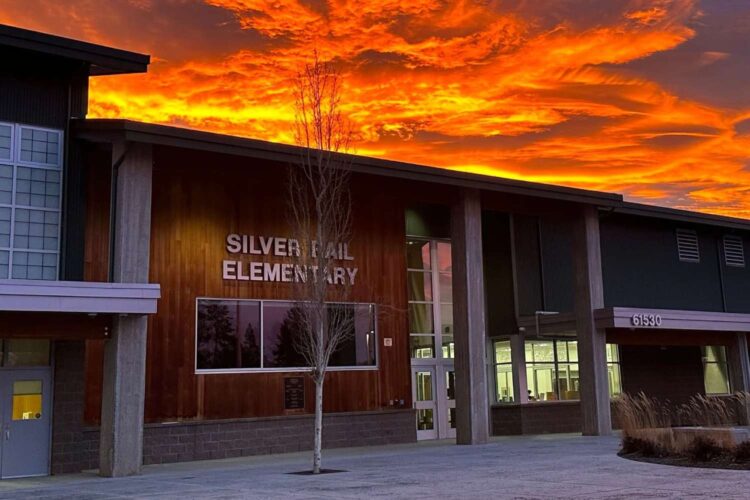 oregon school shooting bend three children teacher killed